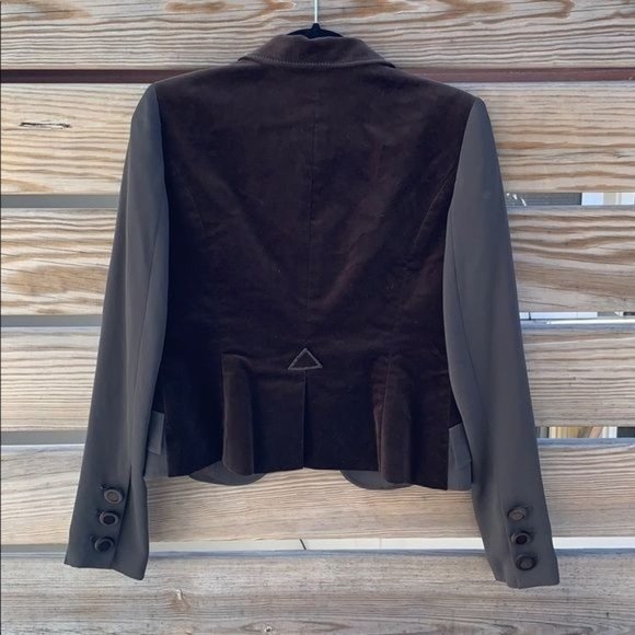 Bloomingdale's Brown Blazer with Black Accents - Picture 5 of 5